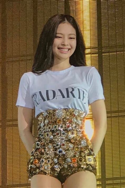 sexy jennie kim|10 Unedited Photos And Videos Of BLACKPINK's Jennie At.